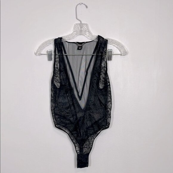Victorias Secret Lace Plunge Teddy One Piece Thong Womens small  Black - Picture 1 of 3